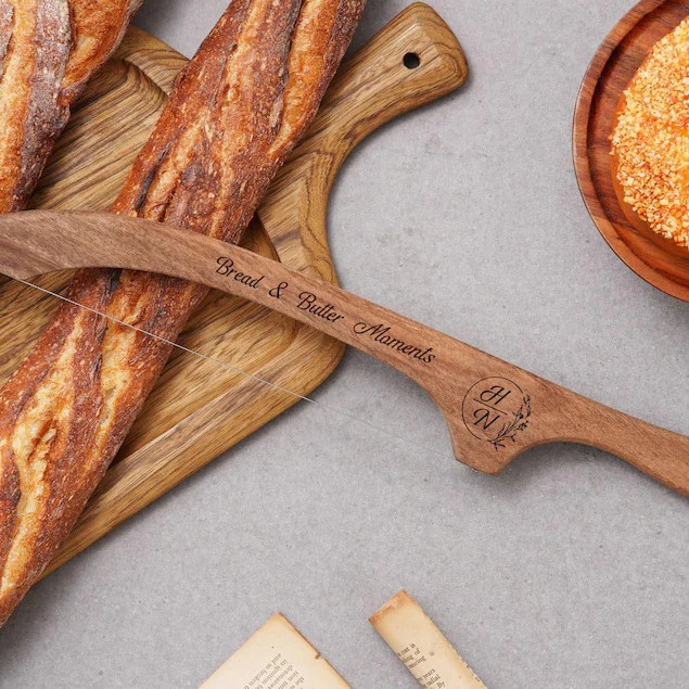 Baguette Toast Cutting Baking Knife with Wooden Handle for Kitchen Bread Shop Restaurants