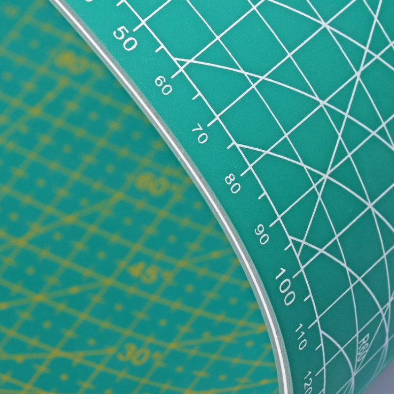 Multifunctional Superior PVC Material Compact A4 Cutting Mat for Max Healing Sewing