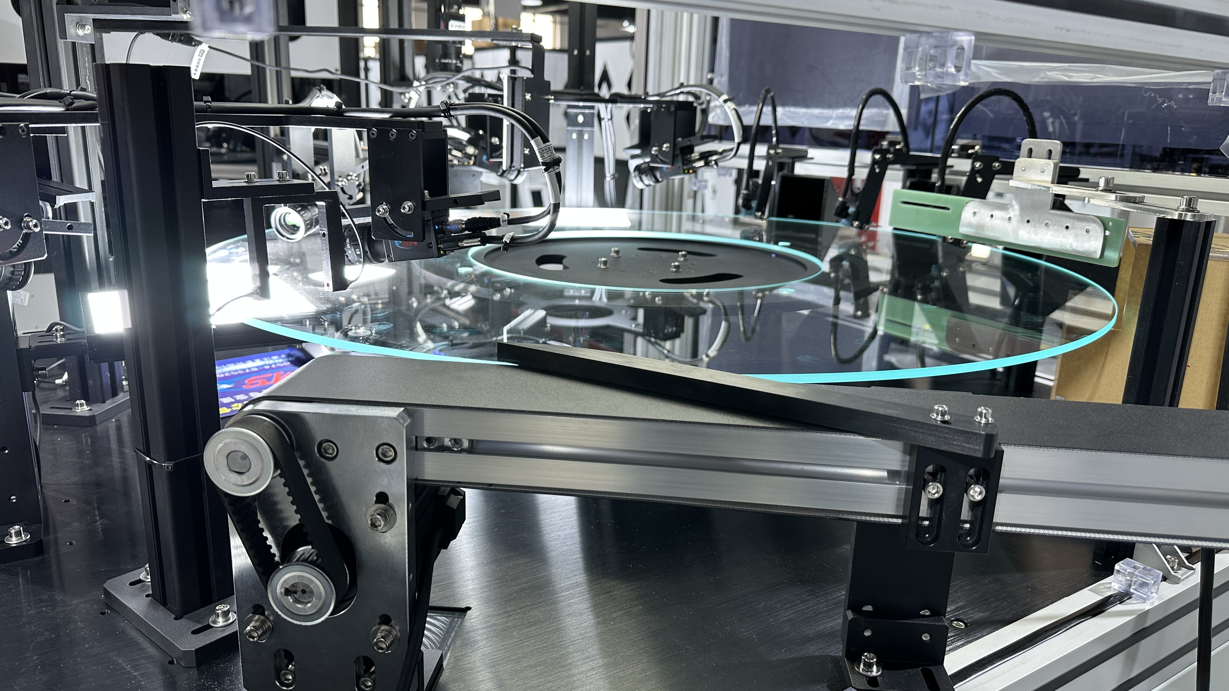 Reliable Quality Control Solution High-Precision Vision Inspection Machine for Customized Rotary Table Applications