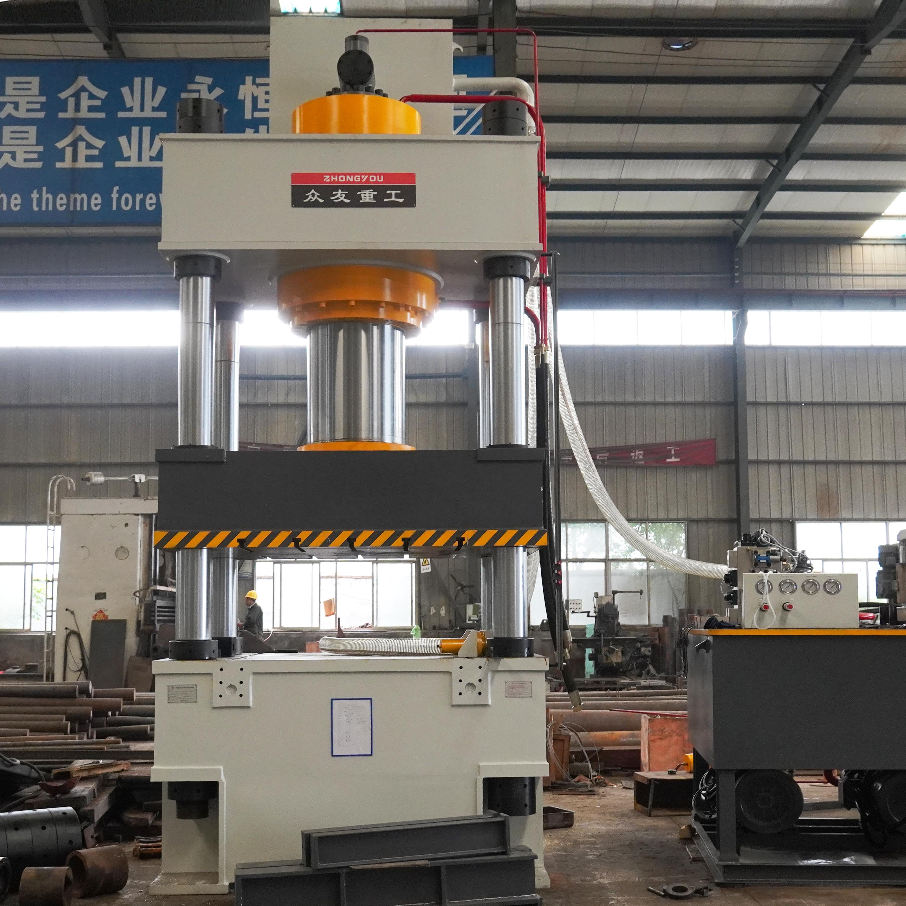 800T 1000 Ton Coconut Fiber Sawdust Pallet Making Machine Wood Chip Pallets Compressed Pallet Moulding Machine Production Line