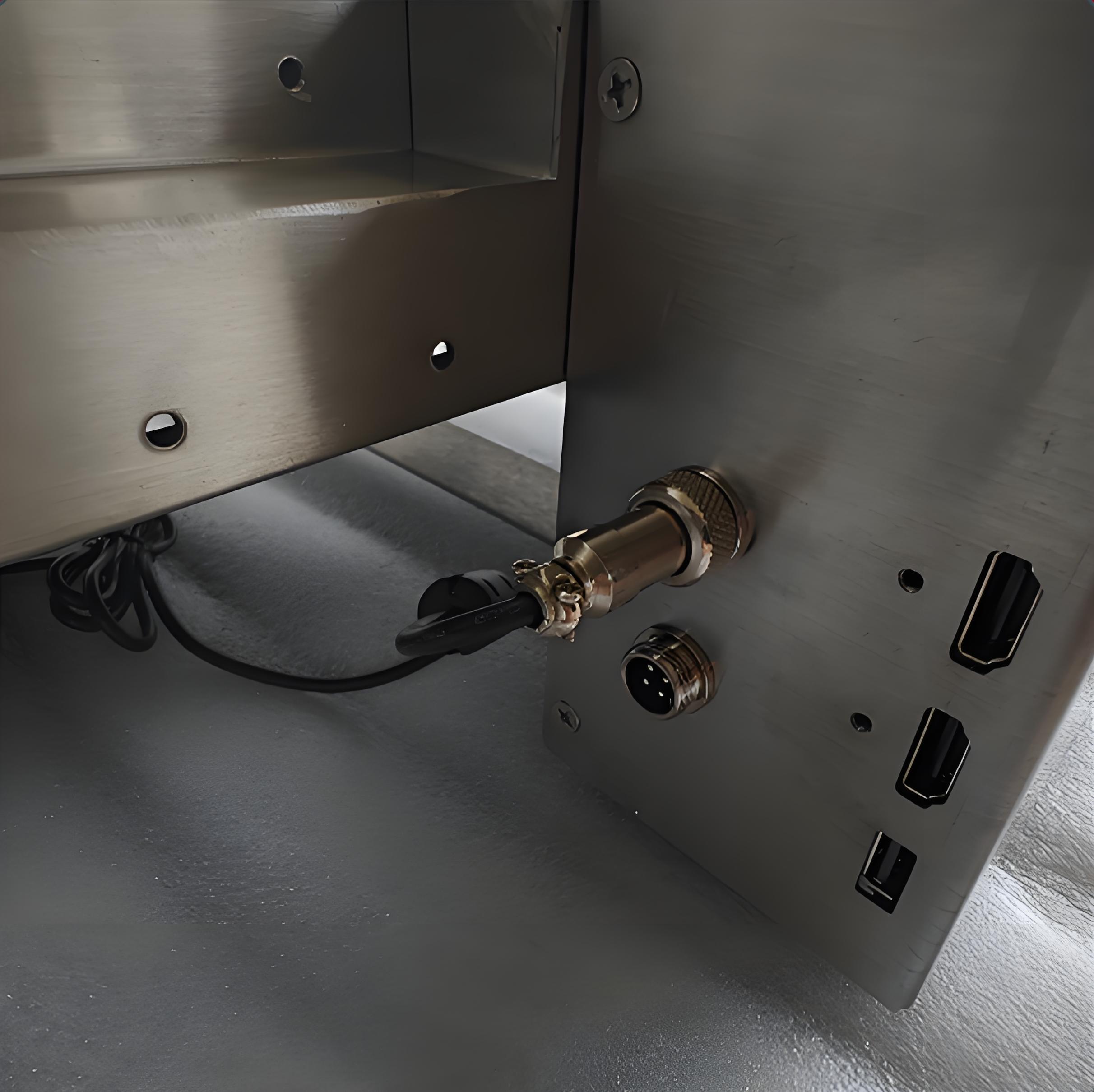 Use aviation plugs