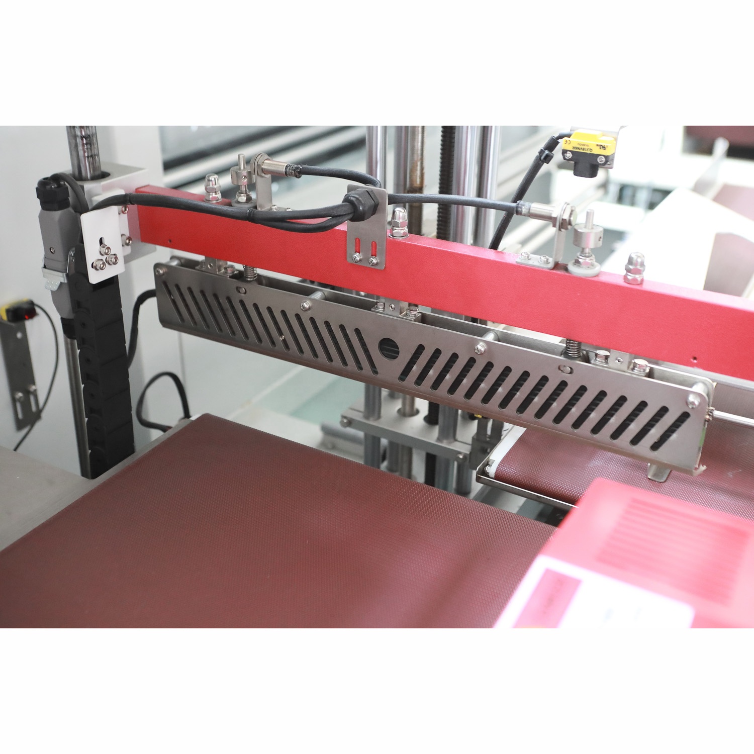 KUKO GH-3015L+SF-5030LG China Superior Hi-speed Auto Nylon Shrink Wrapping Machine