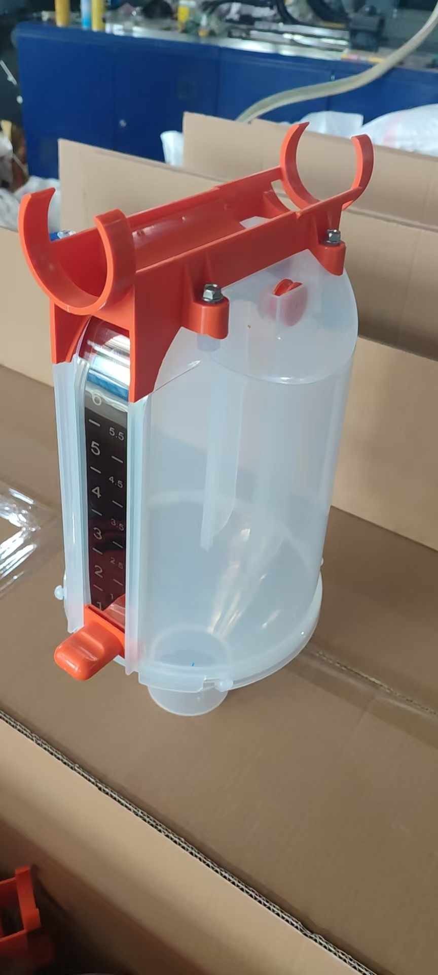 High Quality Automatic Feeding System PP Plastic Drop Feeder New Condition Animal Husbandry Equipment Pig/Swine Farm Animal