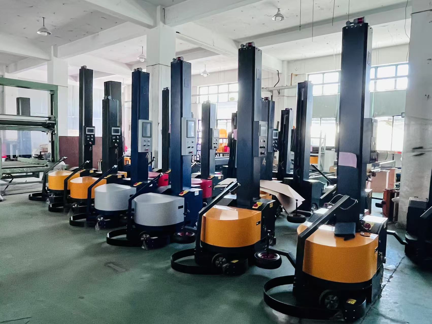 Self Propelled Mobile Manual Robot Pallet Stretch Film Wrapper Packing Wrapping Machine