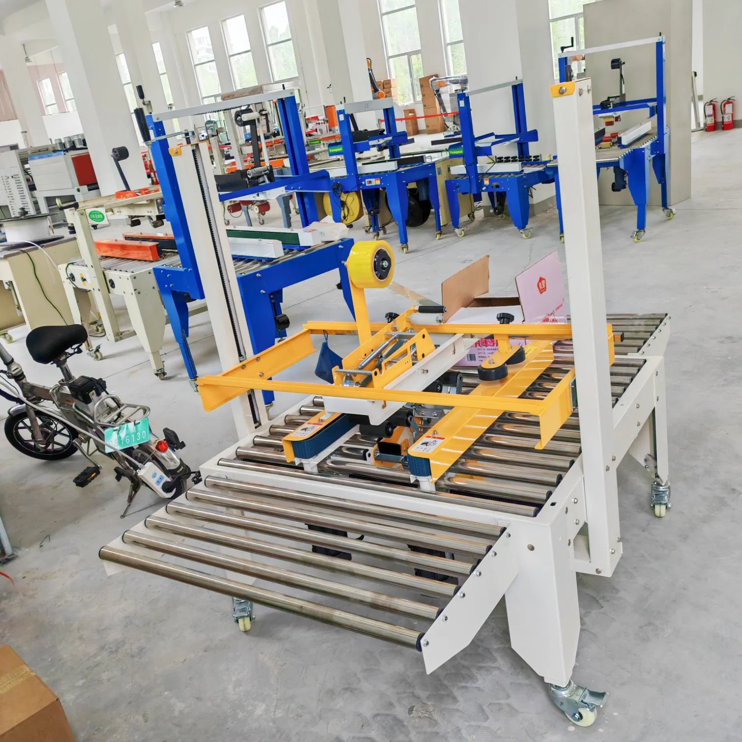 Industry Machinery End of Packing Line Auto Side Adhesive Cartoon Sealer Automatic Carton Sealing Machine