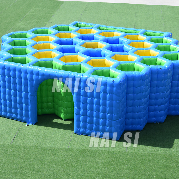 Popular Outdoor Commercial Inflatable Laser Cartoon Maze Game for Kids