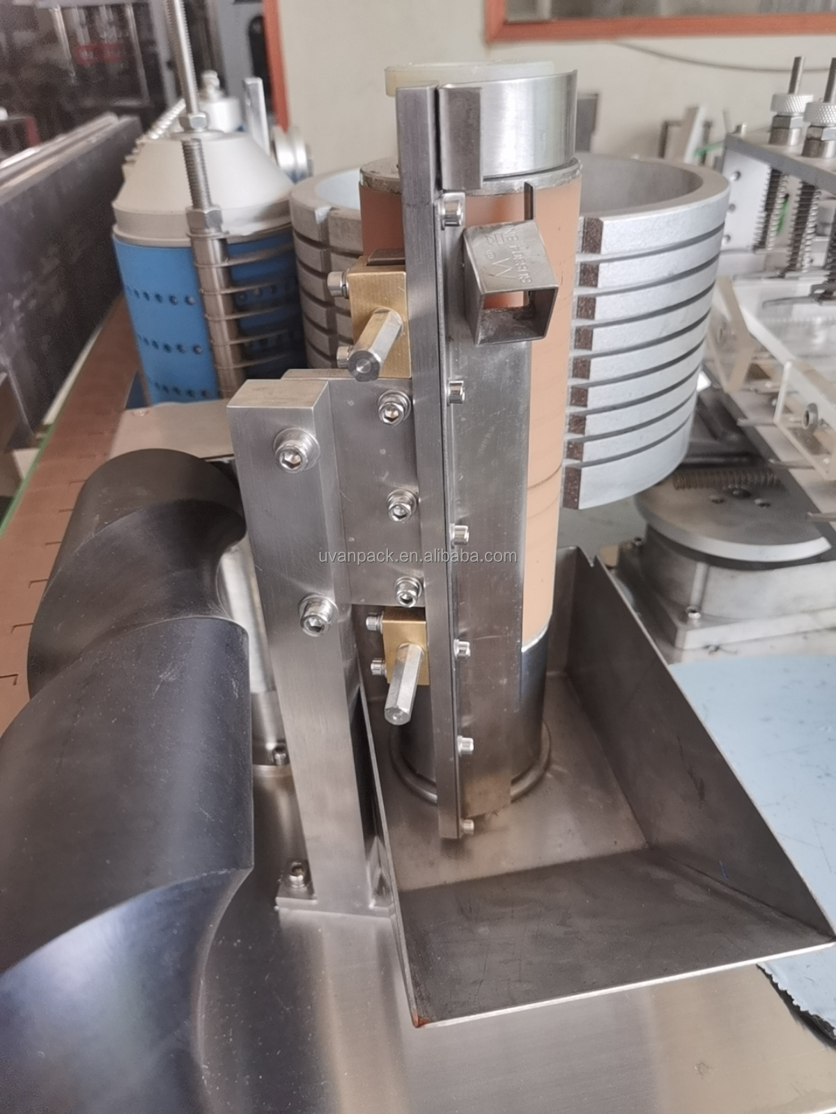Glue Labeling System with Date Batch Coding Integration
