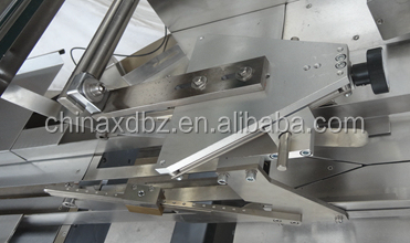 Adjustable bag forming system