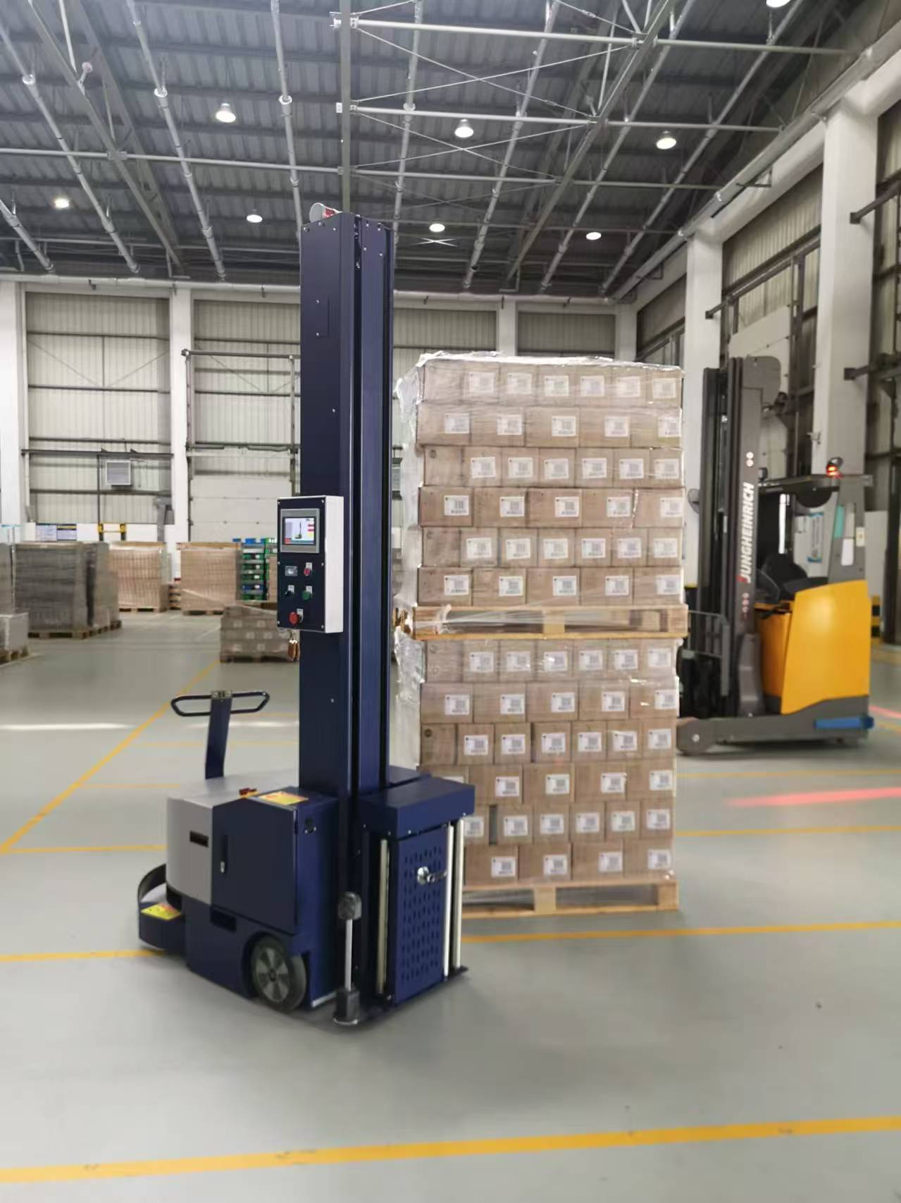 Mobile Robotic Stretch Pallet Wrapper