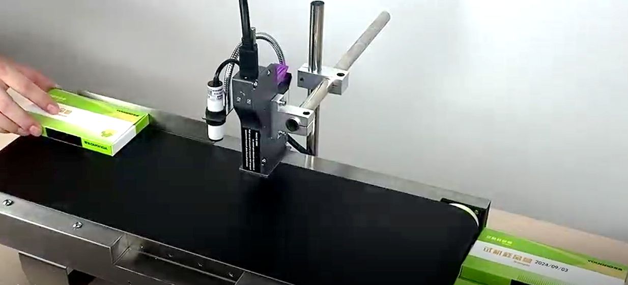 Online Portable 4.3 Inch Touch Screen Inkjet Label Printer System with Continuous Coding Date/Lot &amp; Bar Code Encoding