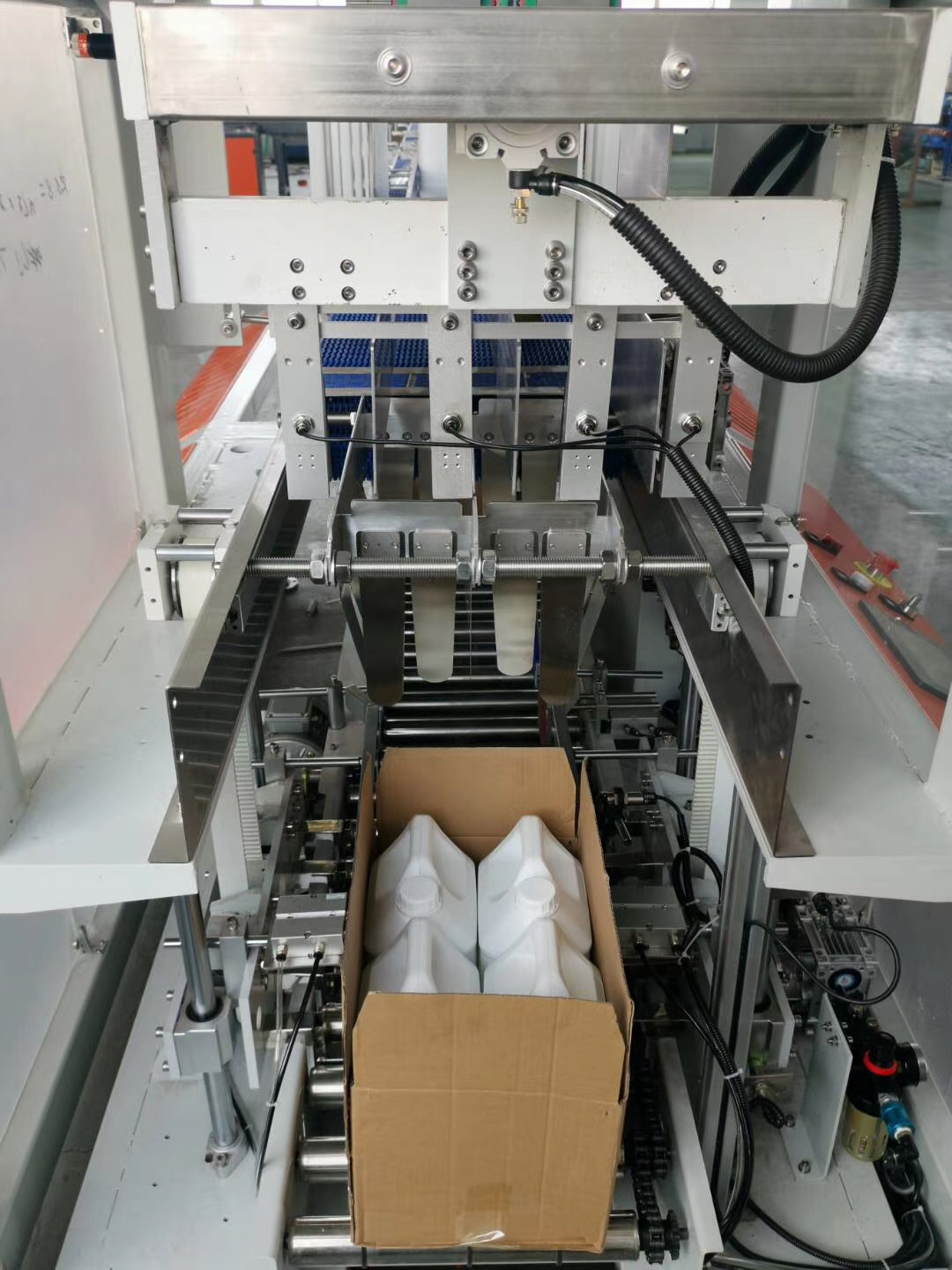 China Automatic Food Bottles Drop Down Type Carton Box Case Packer Machine Factory,Jars Drop Carton Packing Machine Manufacturer