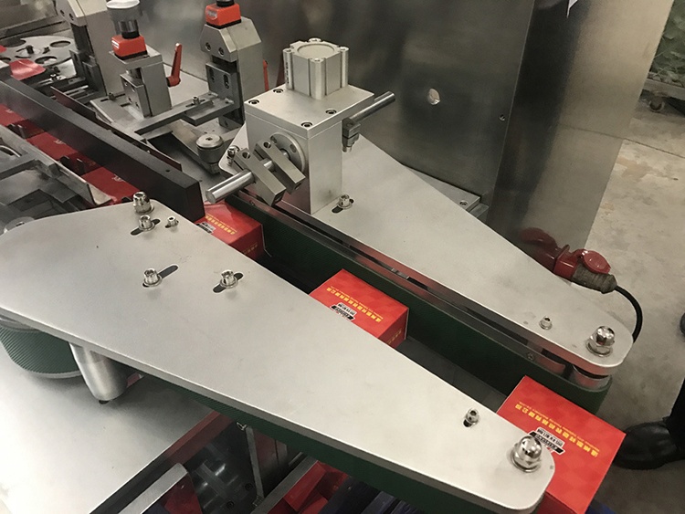 Automatic Carton Box Packaging