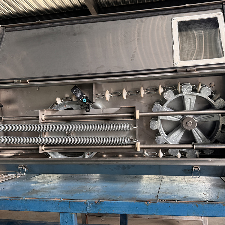 Complete Poultry Feeding Chain Feeding System 304 Stainless Steel Automatic Pig Feed Line