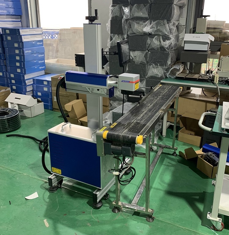 Assembly Line Laser Marking Machine For Metal Rubber Coding Box Production Date Coding Machine With Motor As Core Component