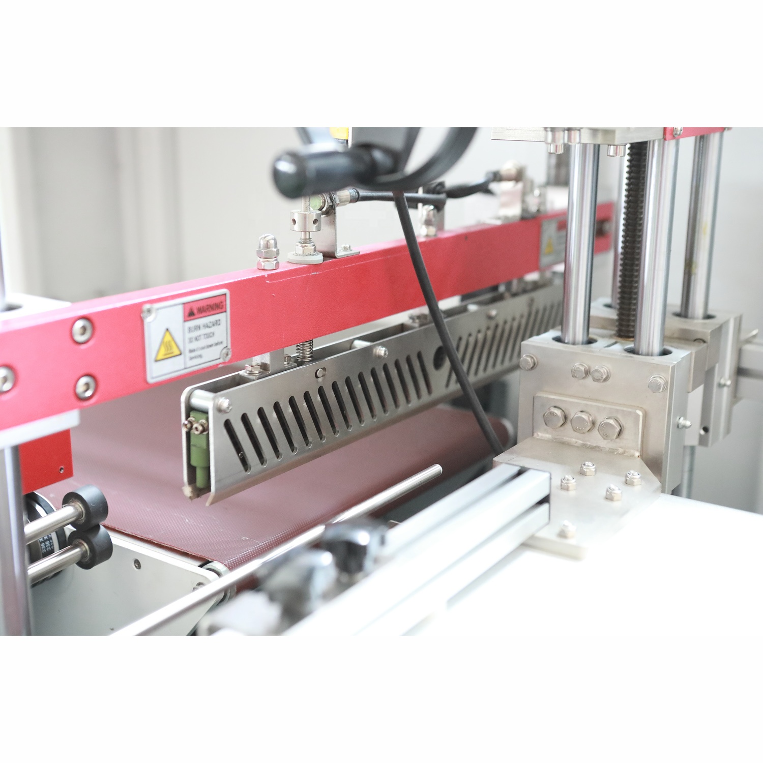 KUKO GH-3015L+SF-5030LG China Superior Hi-speed Auto Nylon Shrink Wrapping Machine