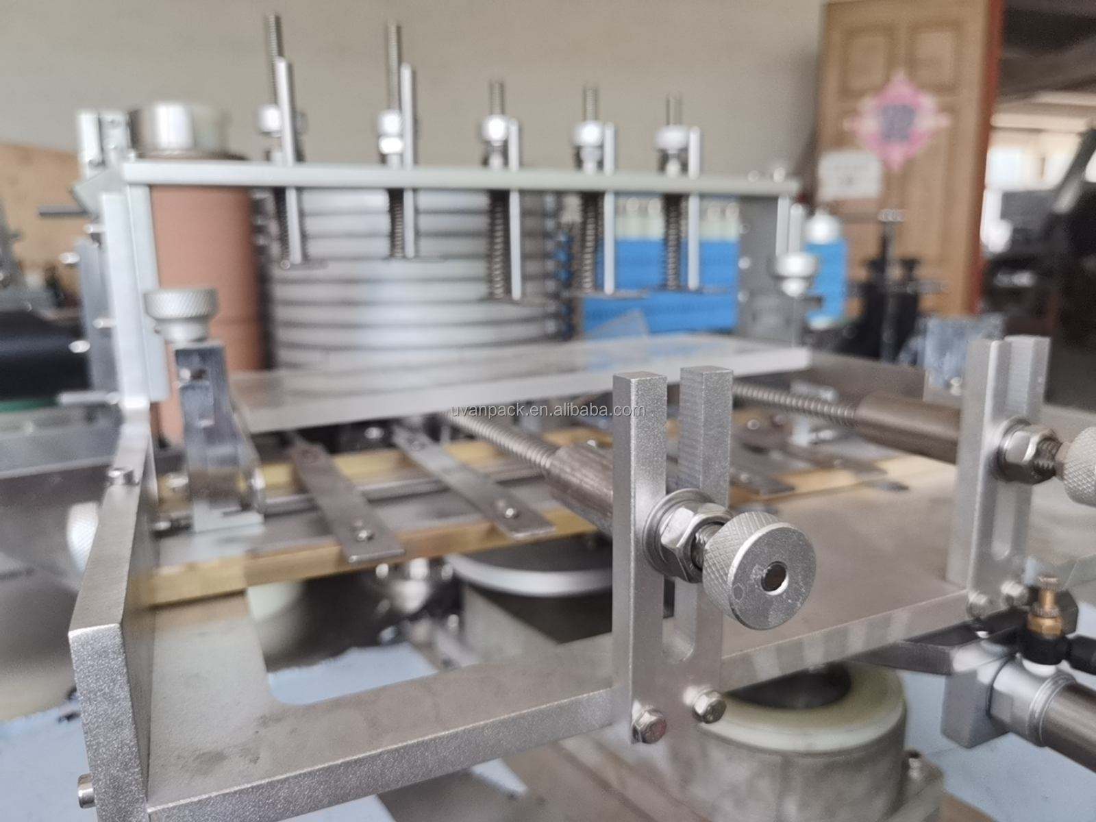 Glue Labeling System with Date Batch Coding Integration