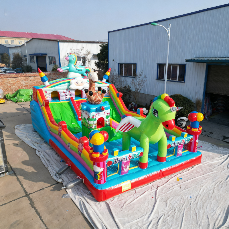 Hot Selling Customizable Colorful Cartoon Temed Eco-Friendly Inflatable Castle Slide Jumping Kids Play Equipment 60-Person