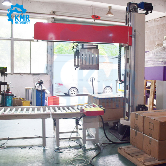 Adjustable Speed Column Palletizer 50kg 100kg Bag Automatic Loading PLC Controlled Palletizer Robot