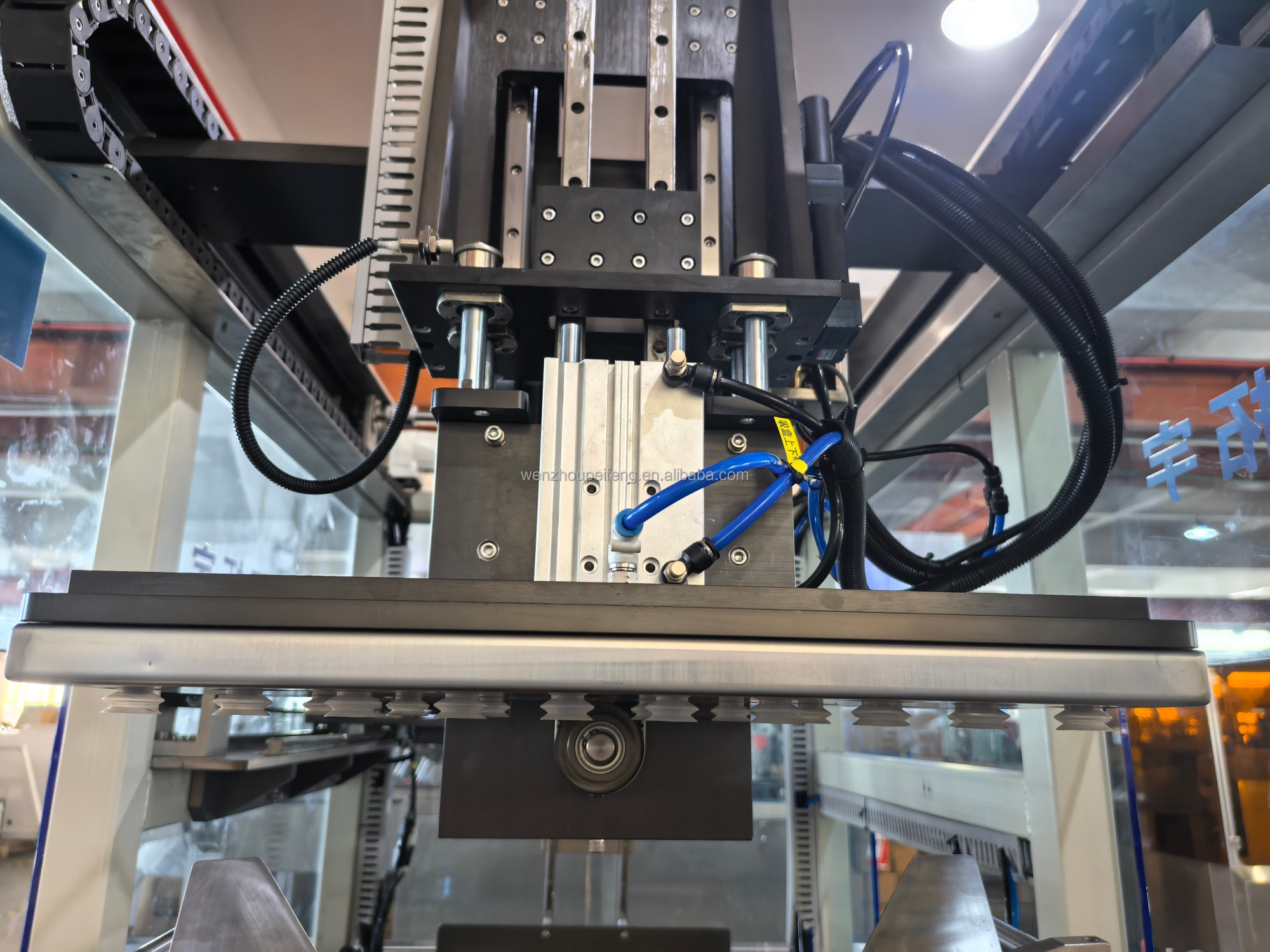 Customizable Automatic Case Erector, Packer and Sealer, Unmanned Full-Automatic Palletizing Robot Packaging Line