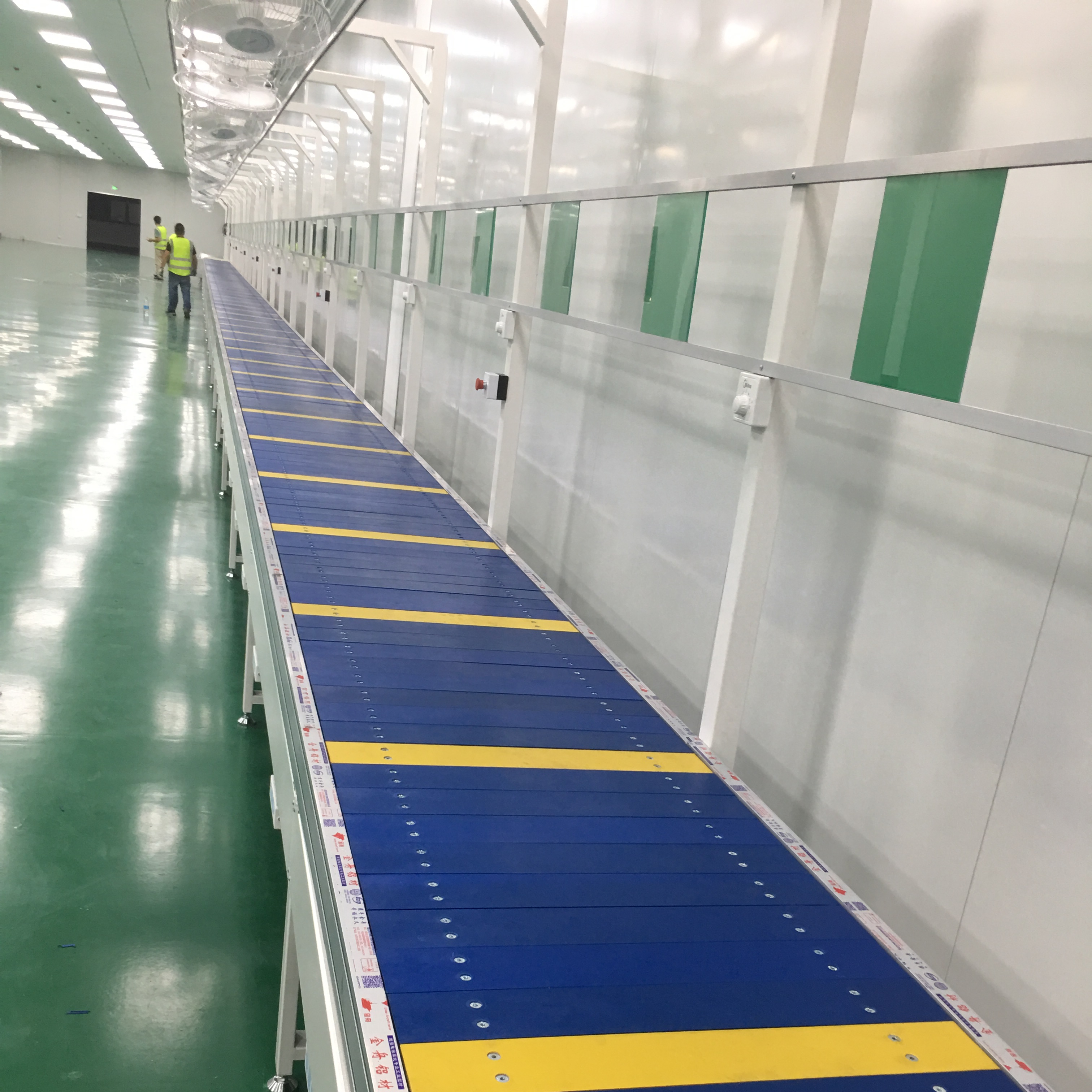 Industrial Slat Chain Conveyor Systems - Automated Plate Conveyor Lines, Belt Conveyors &amp; High-Capacity Transport Solutions