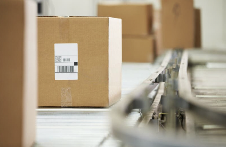 Postal delivery and express delivery