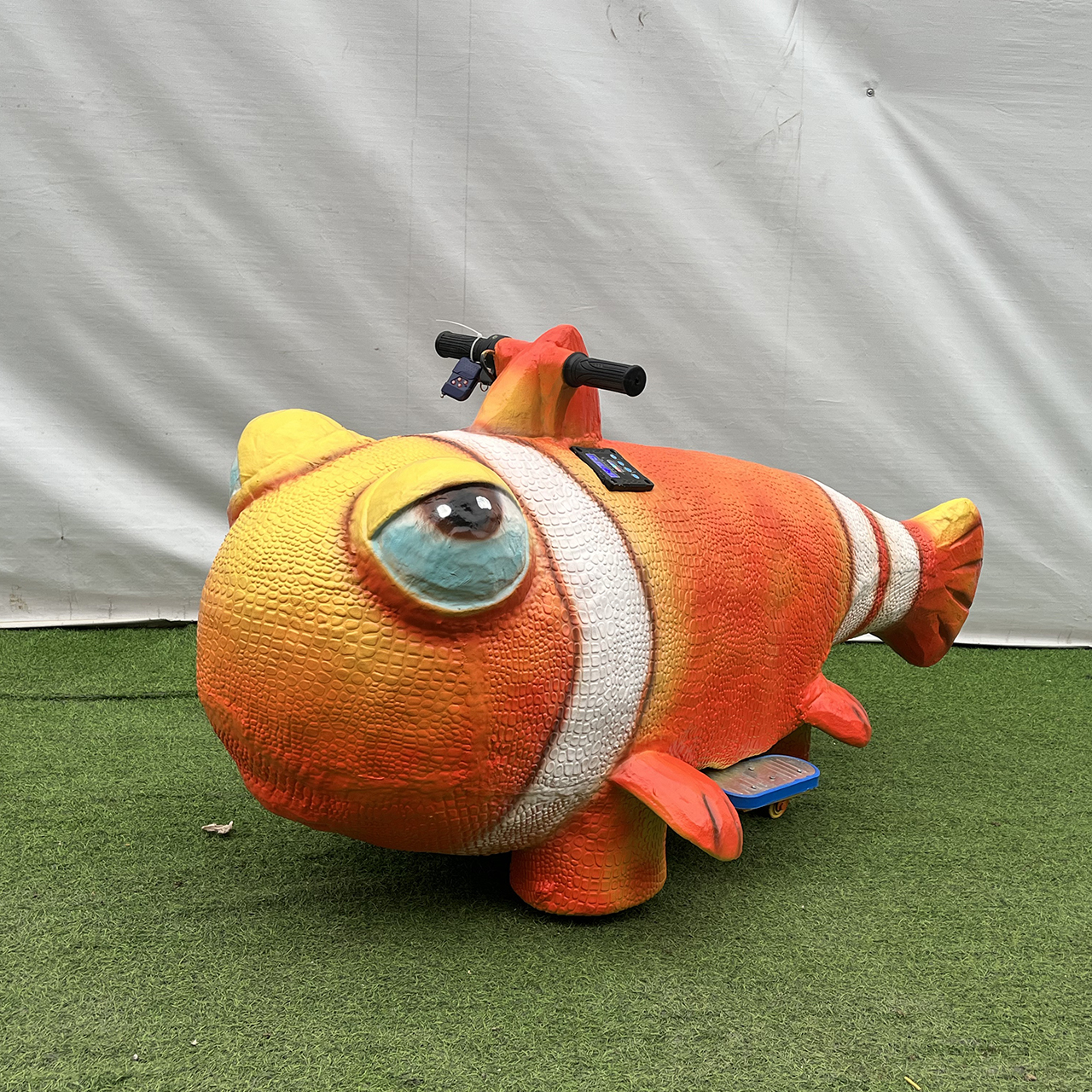 Customized Design Cartoon Nemo Animal Fish Equipment Baby Dinosaur Electric Scooter Toys for Kids Adventure Park