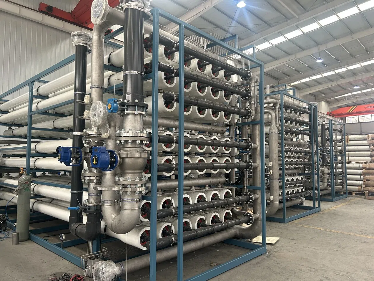 Hot Selling Industrial Water Purifier System with PLC Control Engine &amp; Gearbox Reverse Osmosis 1 Year Warranty 1000L/Hour