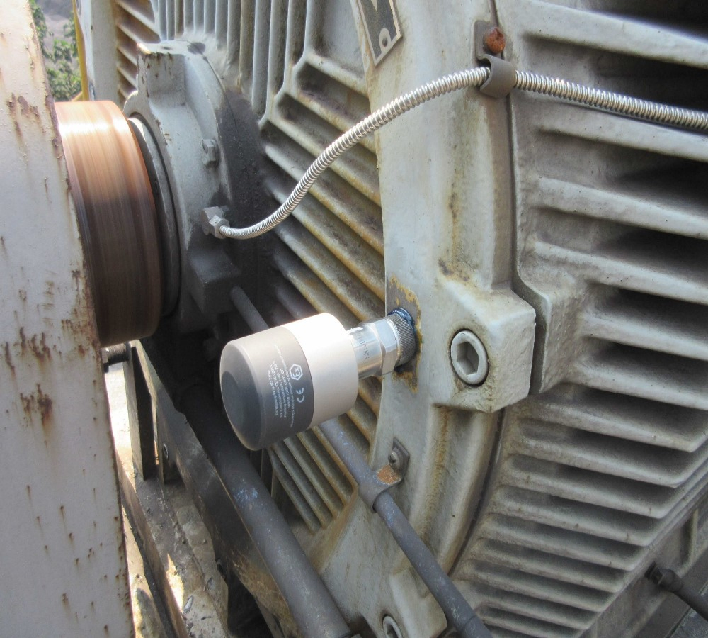 Wireless Condition Monitoring System for Machinery Predictive Maintenance