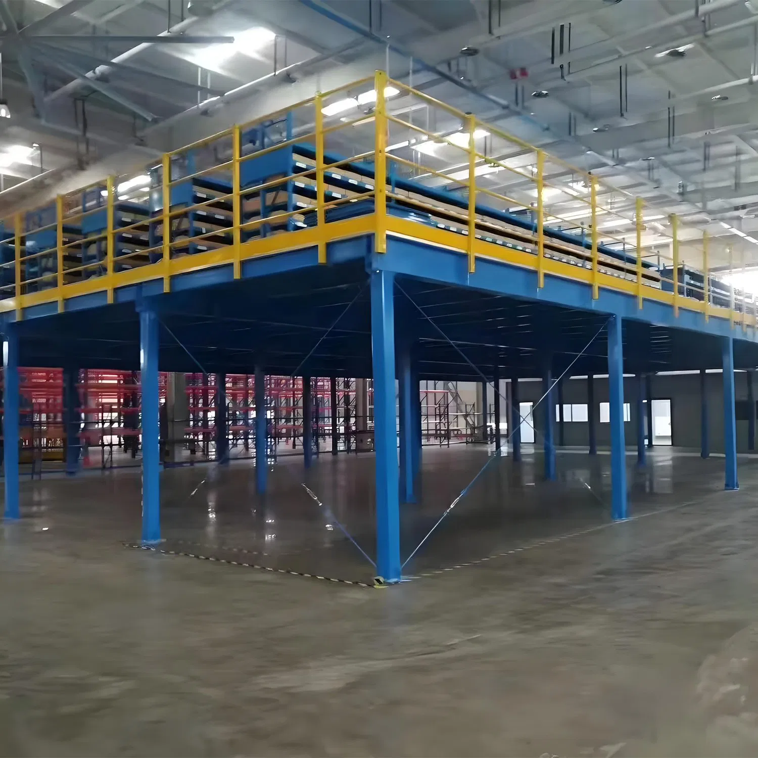 Durable Steel Platform for Heavy Machinery and Industrial Applications