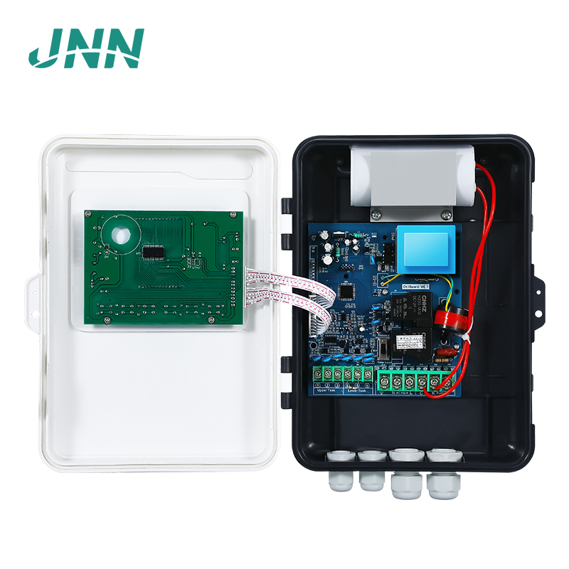 AC220V 50Hz Intelligent Water Pump Controller Controls The Water Pump Motor