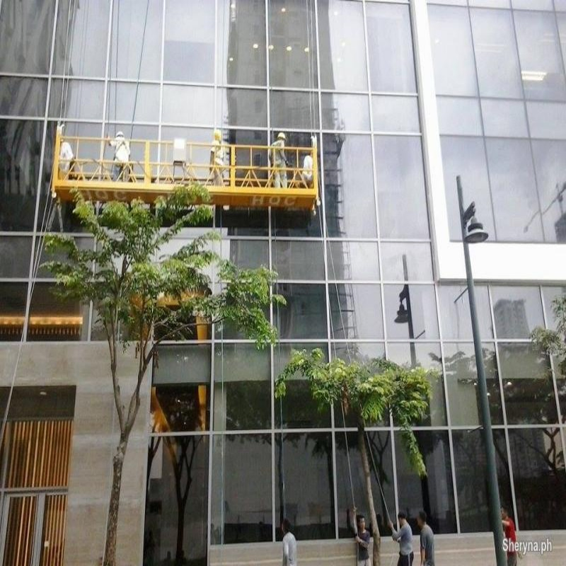 Hot Sale Zlp500 Electric Gondola Platform for Building Construction Industrial Design Style