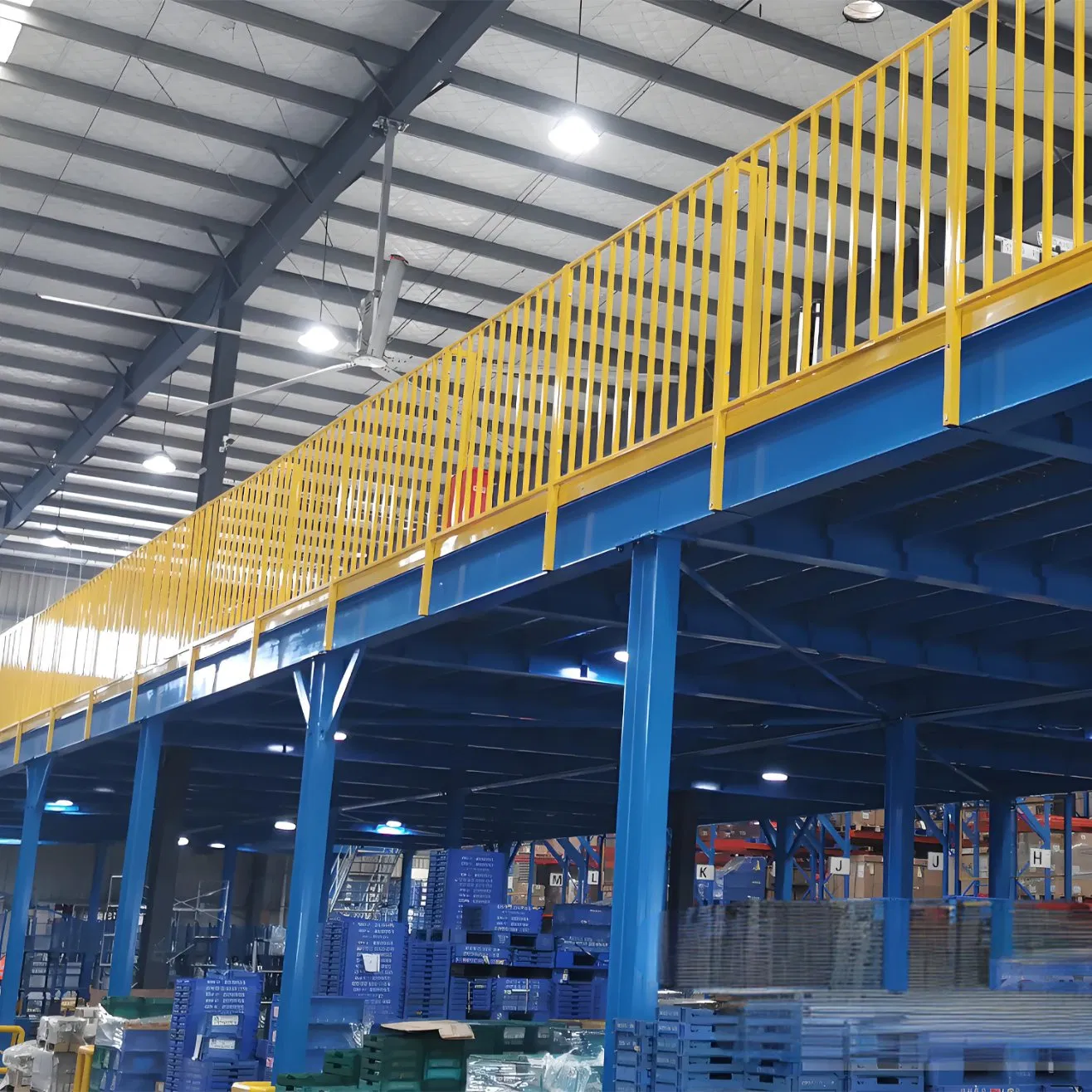 Durable Steel Platform for Heavy Machinery and Industrial Applications