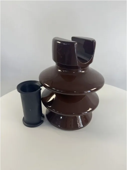 Aislante de porcelana cerámica color marrón 20kv Vhd-20 para línea de postes