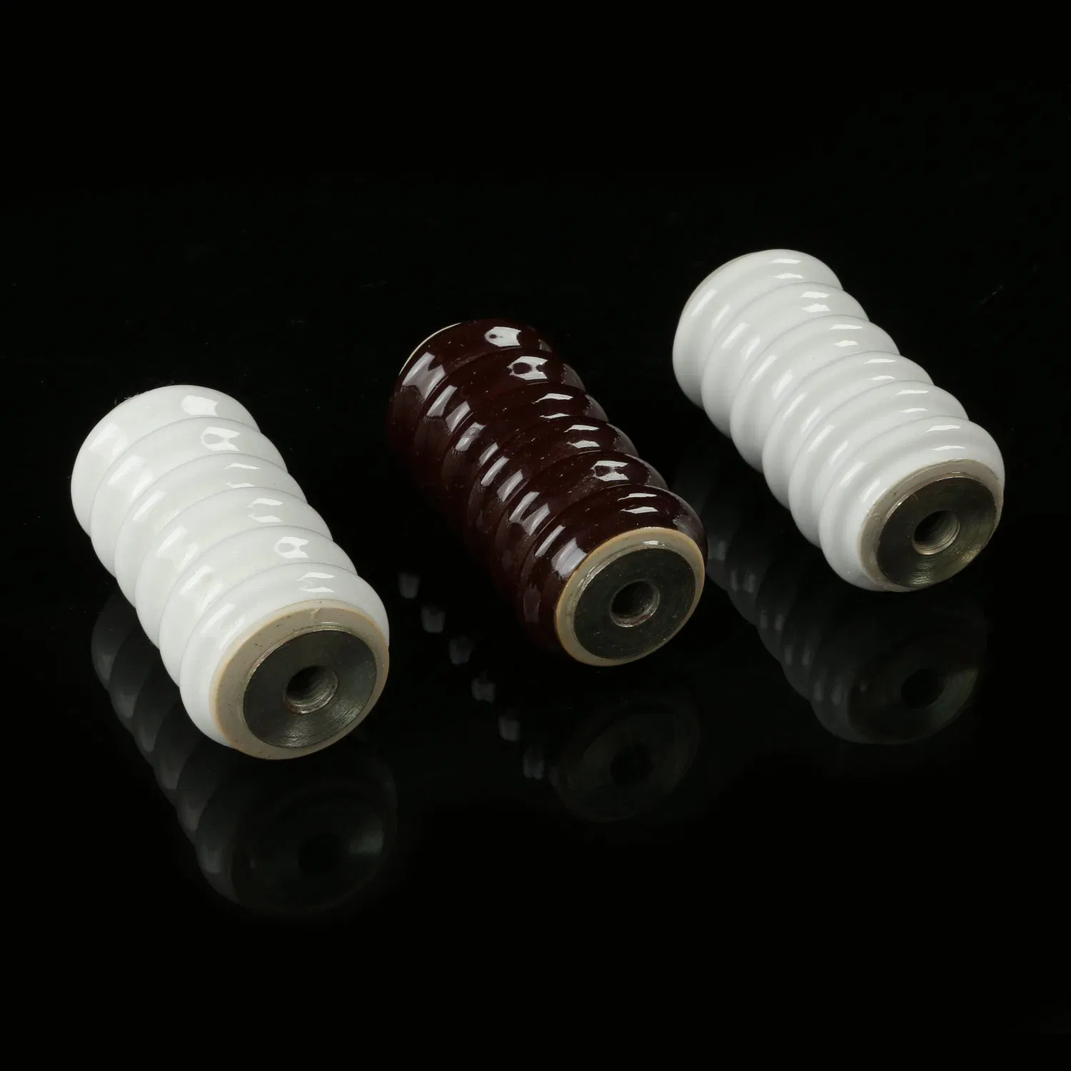 Aislador de productos eléctricos de porcelana en bobina 53-2