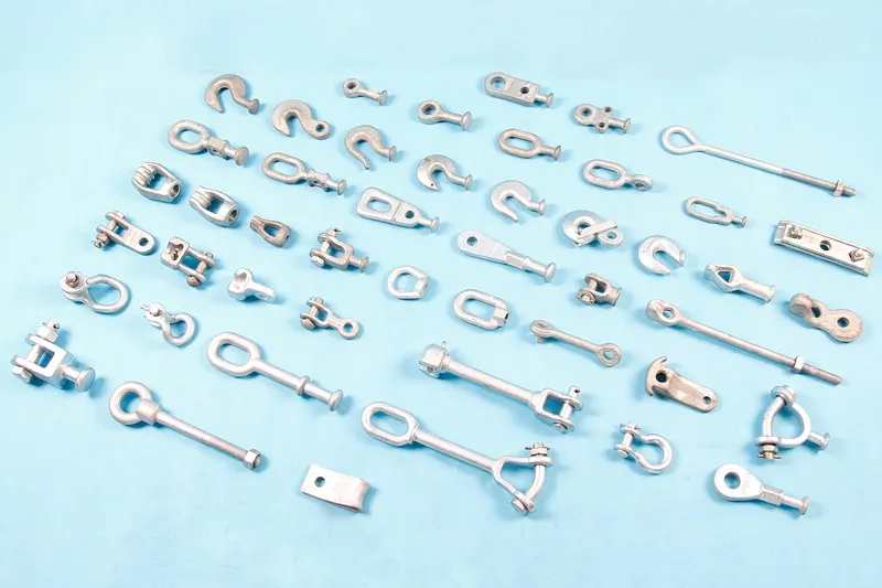 Accesorios y aisladores adicionales