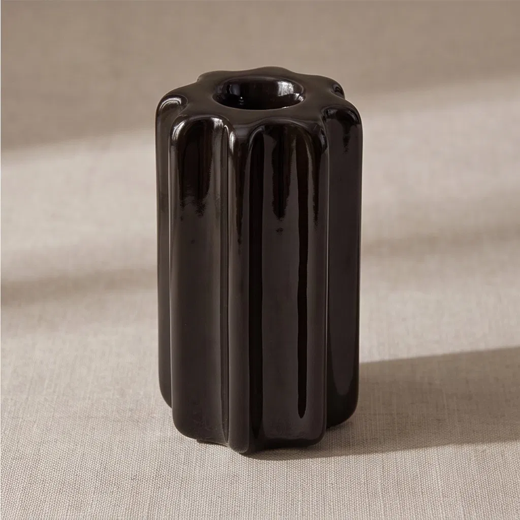 Source Manufacturer ANSI 54-4 Low Voltage Porcelain Stay Strain Insulator for Transmission Line