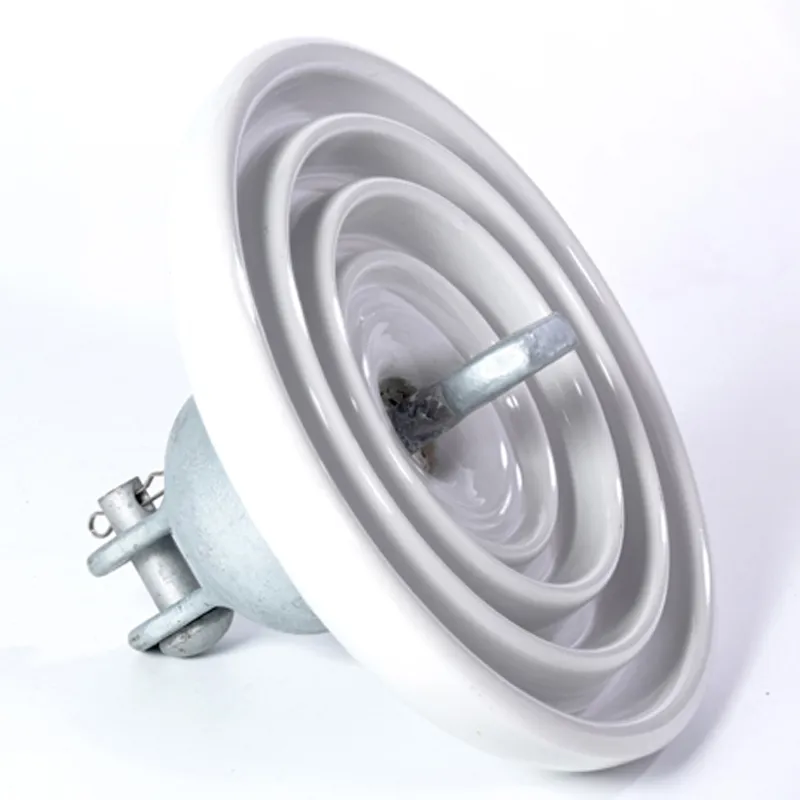 Detalle del aislador de porcelana 70kN
