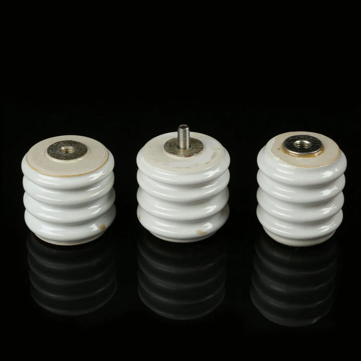 Aislador de productos eléctricos de porcelana en bobina 53-2