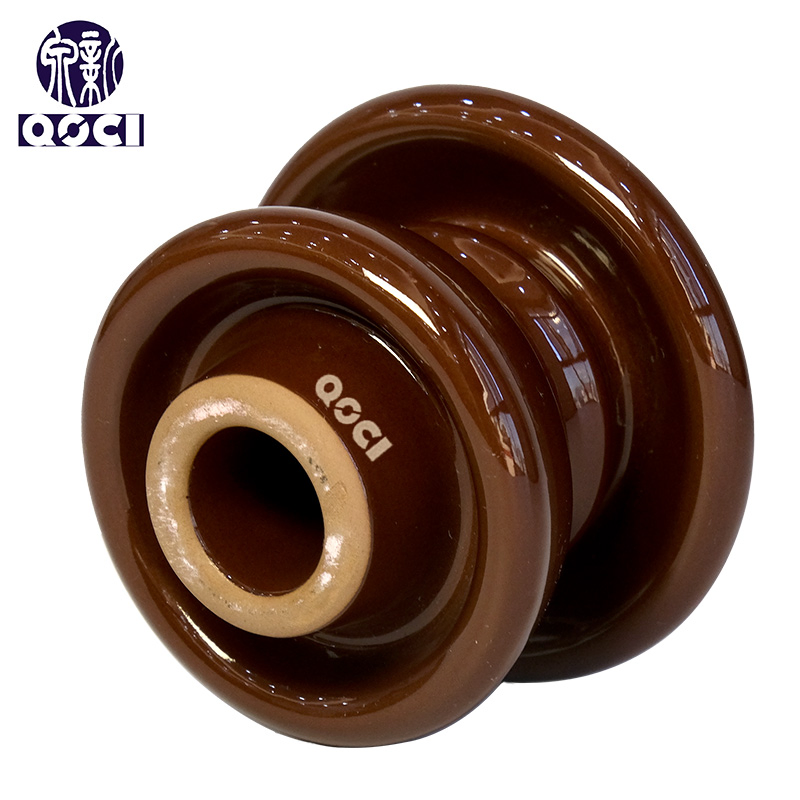 Aislador de grillete ED-2b Aislador de porcelana de línea con D de hierro