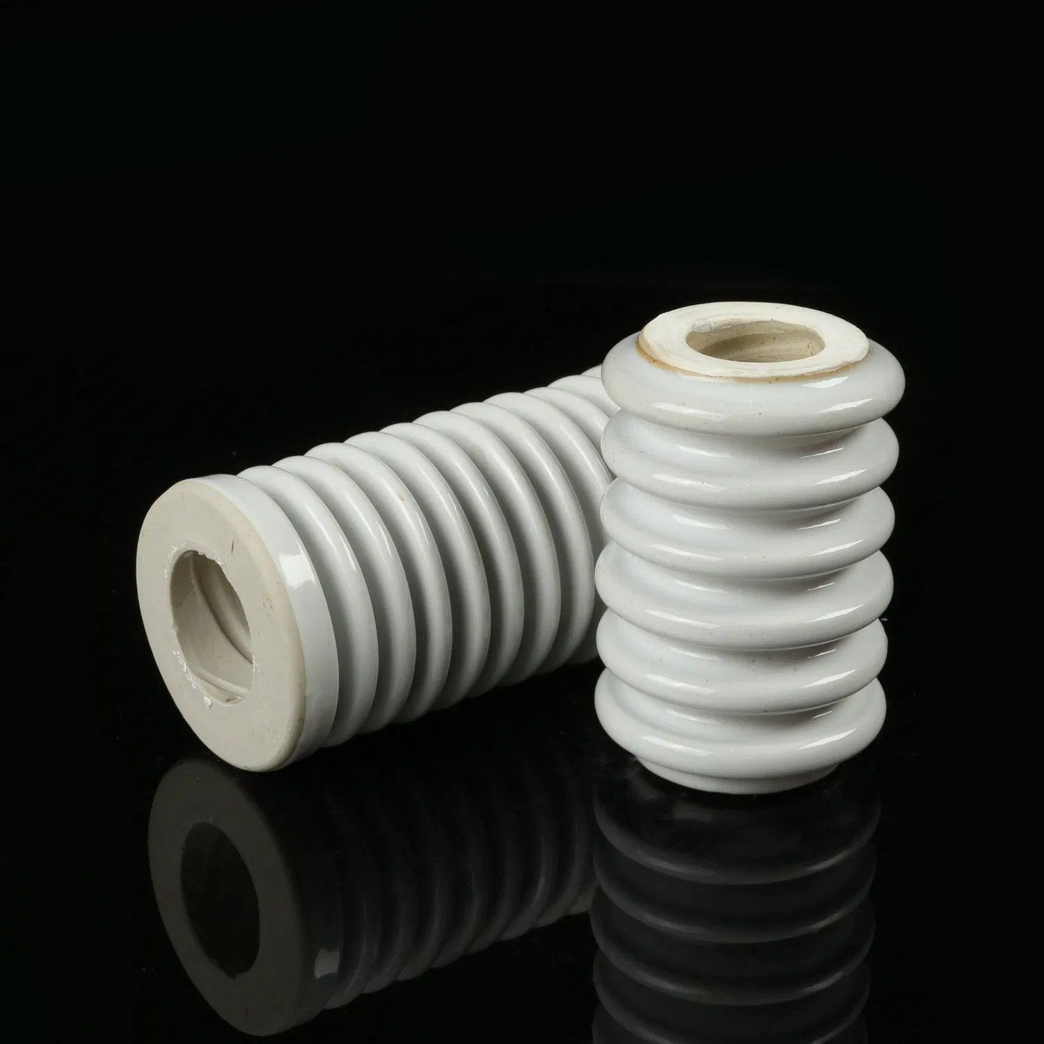 Aislador de productos eléctricos de porcelana en bobina 53-2