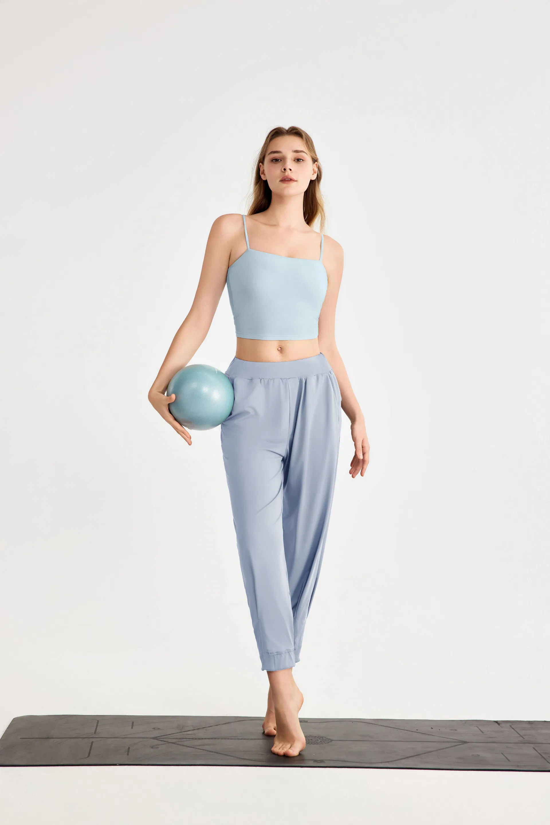 Women's Activewear Sports Pants Highwaisted Slim Yoga Joggers