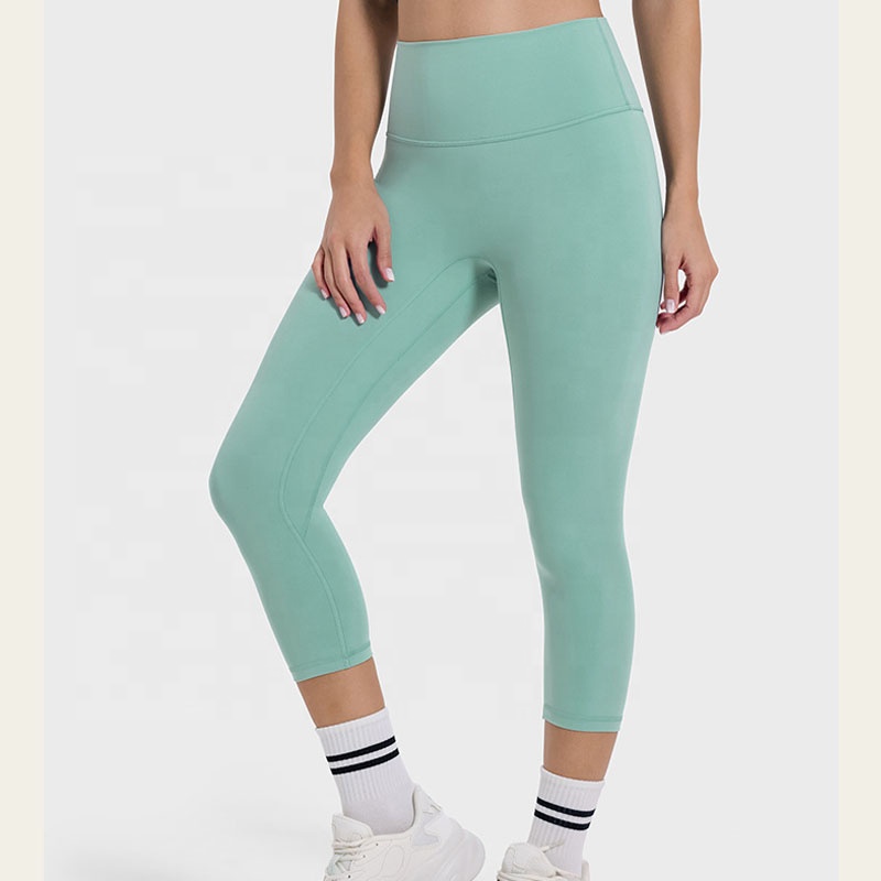 Naked Feeling Slim Fitted High-Waisted Elastic Waist Four-Way Stretch Breathable Calf-Length Quick Dry Gym Leggings Women Solid