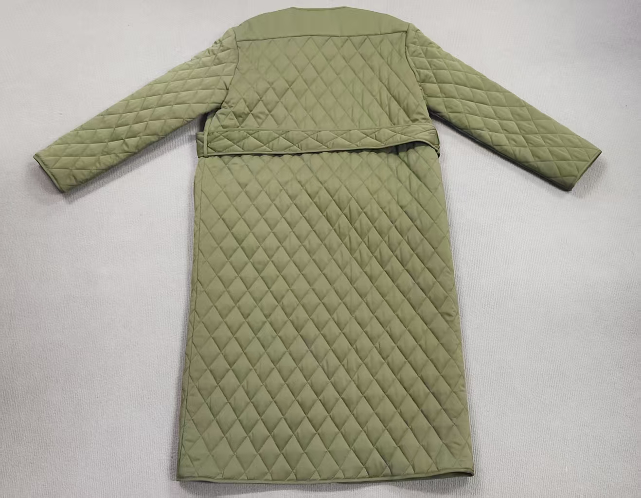 OEM Custom Winter Mid-length Belted Overcoat Thickened Comfortable and Warm Winter Coat Cotton Women's Quilted Coat
