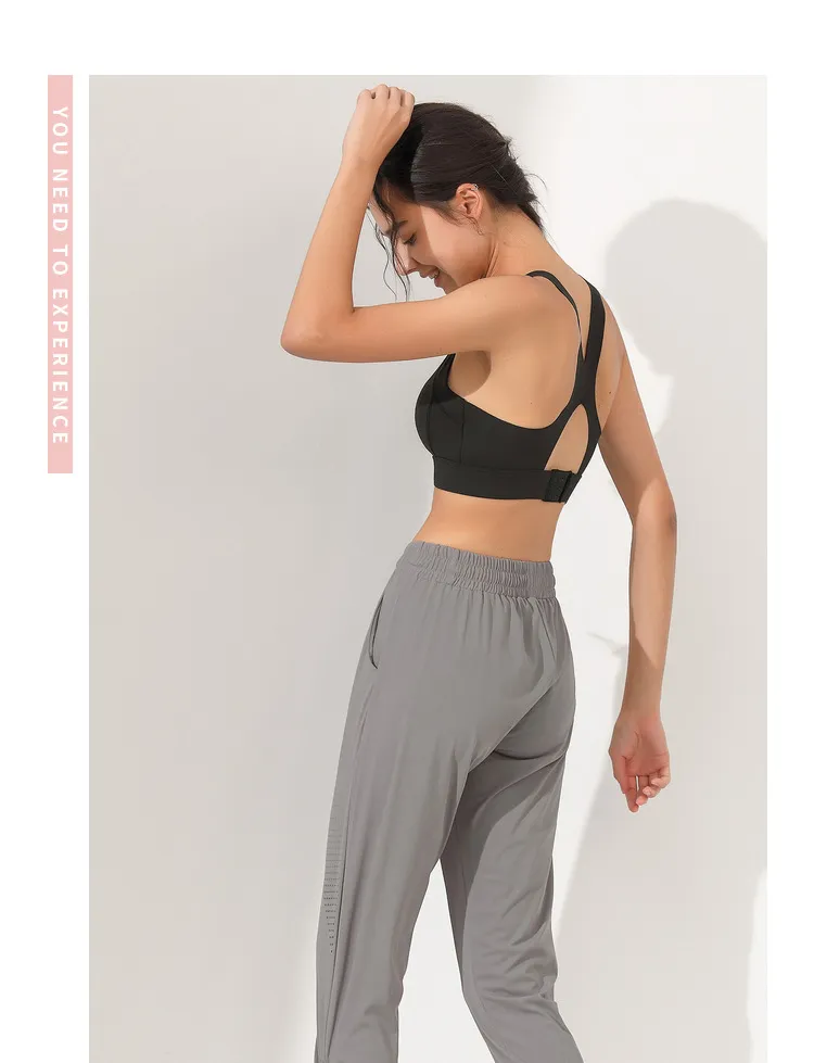 8801 Sports Wear Yoga Joggers Showcase 5