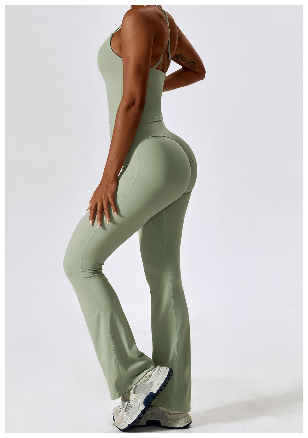 Product Visual Model 4