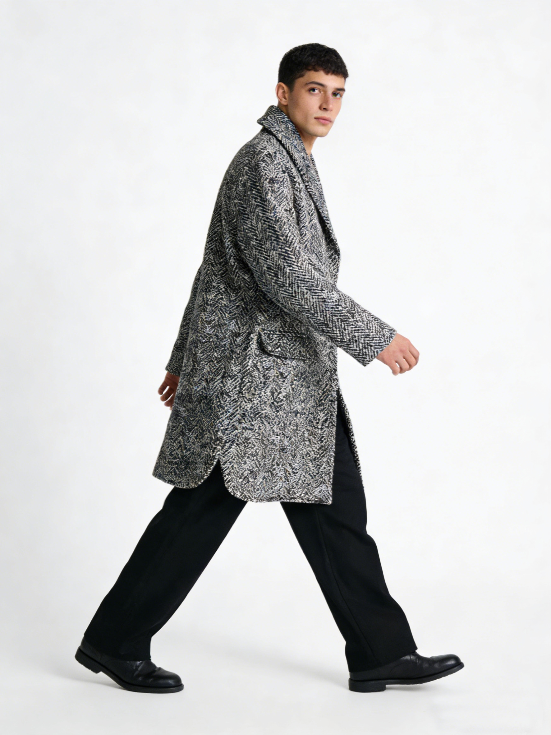 Men's Slim Fit Trench Overcoat Single Breasted Winter Warm Coat Classic Business Style Personality Design Long