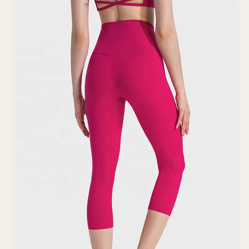 Naked Feeling Slim Fitted High-Waisted Elastic Waist Four-Way Stretch Breathable Calf-Length Quick Dry Gym Leggings Women Solid