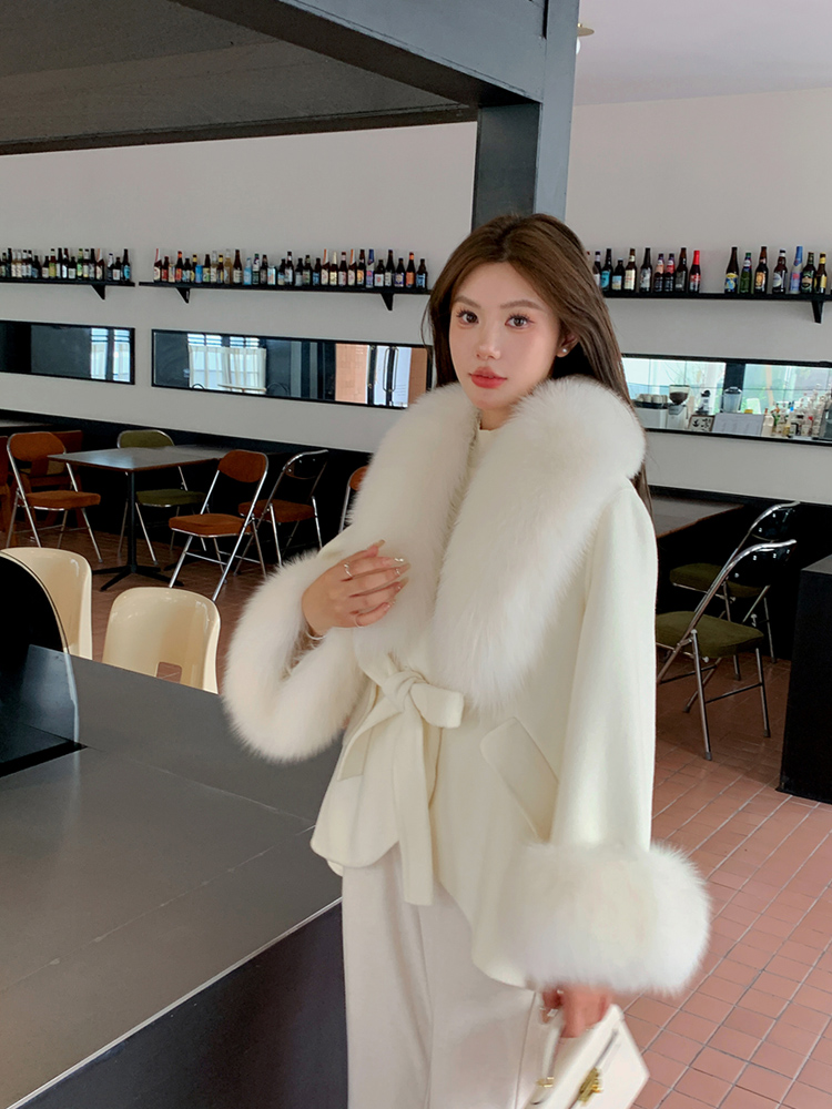 2026 Double-Sided Belt Closure Durable and Stylish Winter Women's Mid-Length Wool Overcoat with Fox Fur