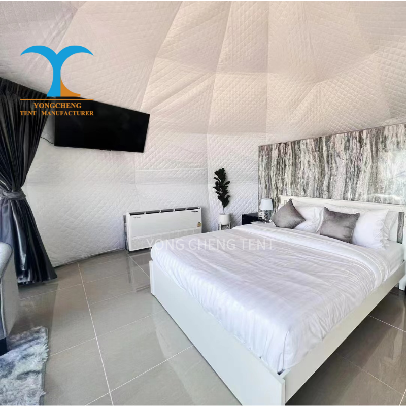 Luxury Four-season Outdoor Glamping Hotel Tent 6m With 850g/sq.m PVC Geodesic Dome Modern Bathroom One Bedroom &amp; Living Room