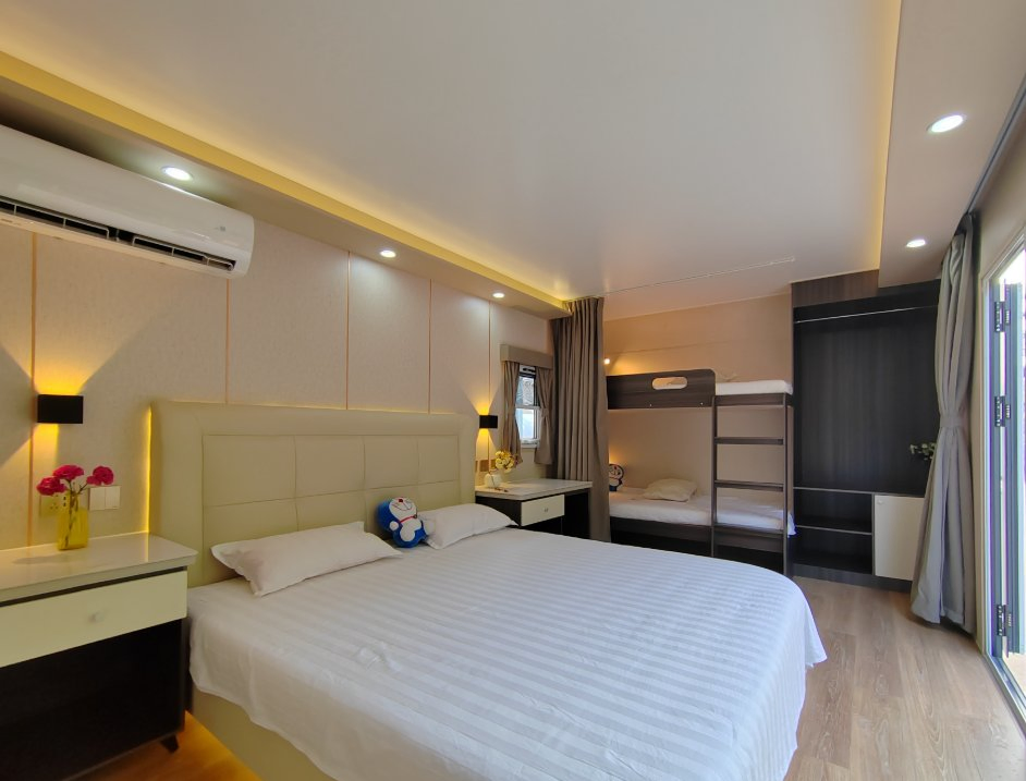 Luxury Movable Prefabricated Container Space Capsule Customizable Mobile Residences Container House Mobile Home Modular Space Capsule House